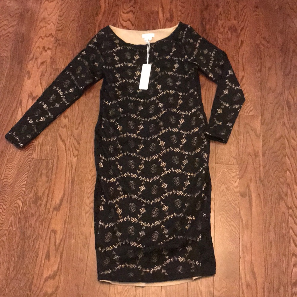 Ingrid & Isabell woman’s dress black lace knit